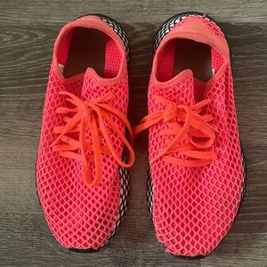 Adidas mens 6.5 deerupt neon pink shoes, originally 170.